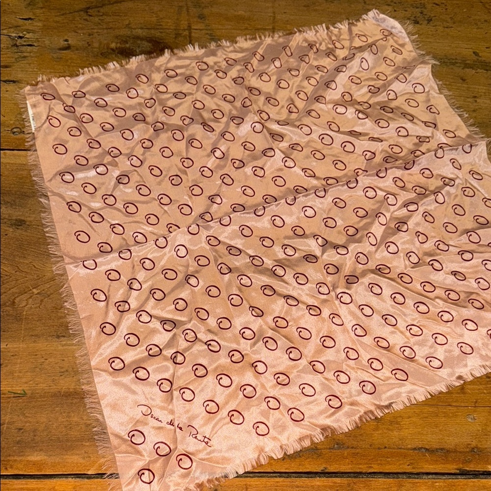 Vintage Oscar De La Renta Pink & Red 100% Silk Handkerchief Square - Picture 2 of 3